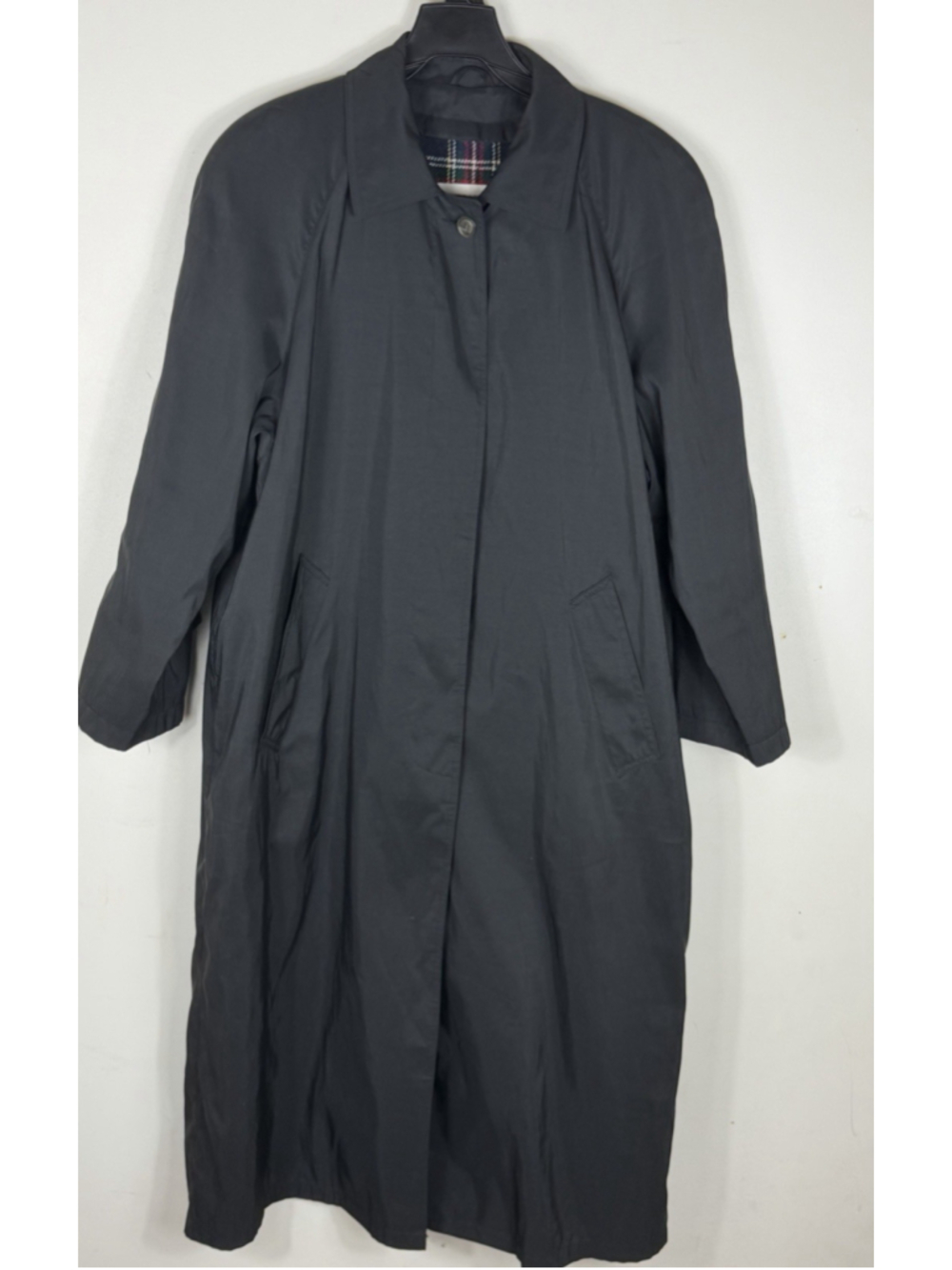 Vintage Jones New York Women's Long Black Trench Coat 10 petite Removable Liner